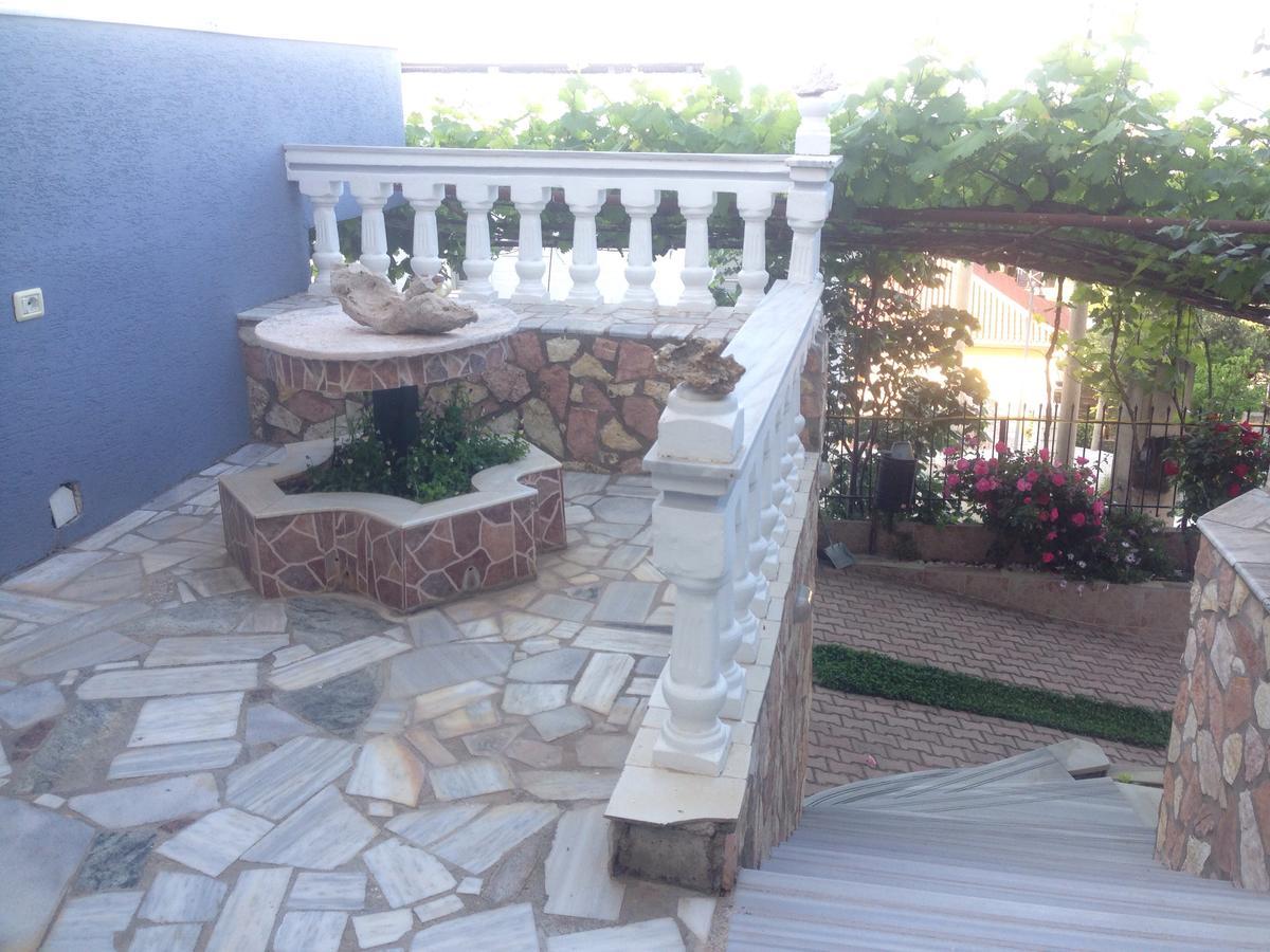 Vila Floban & Mirdar Koshi Sarandë Exteriér fotografie