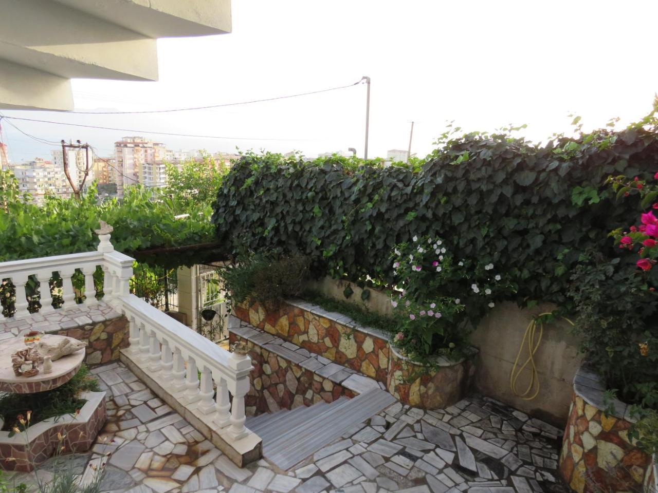 Vila Floban & Mirdar Koshi Sarandë Exteriér fotografie