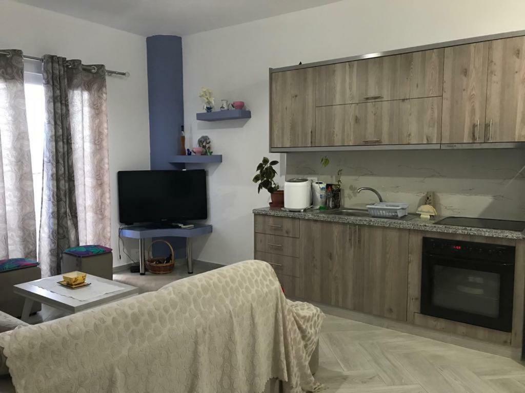 Vila Floban & Mirdar Koshi Sarandë Exteriér fotografie